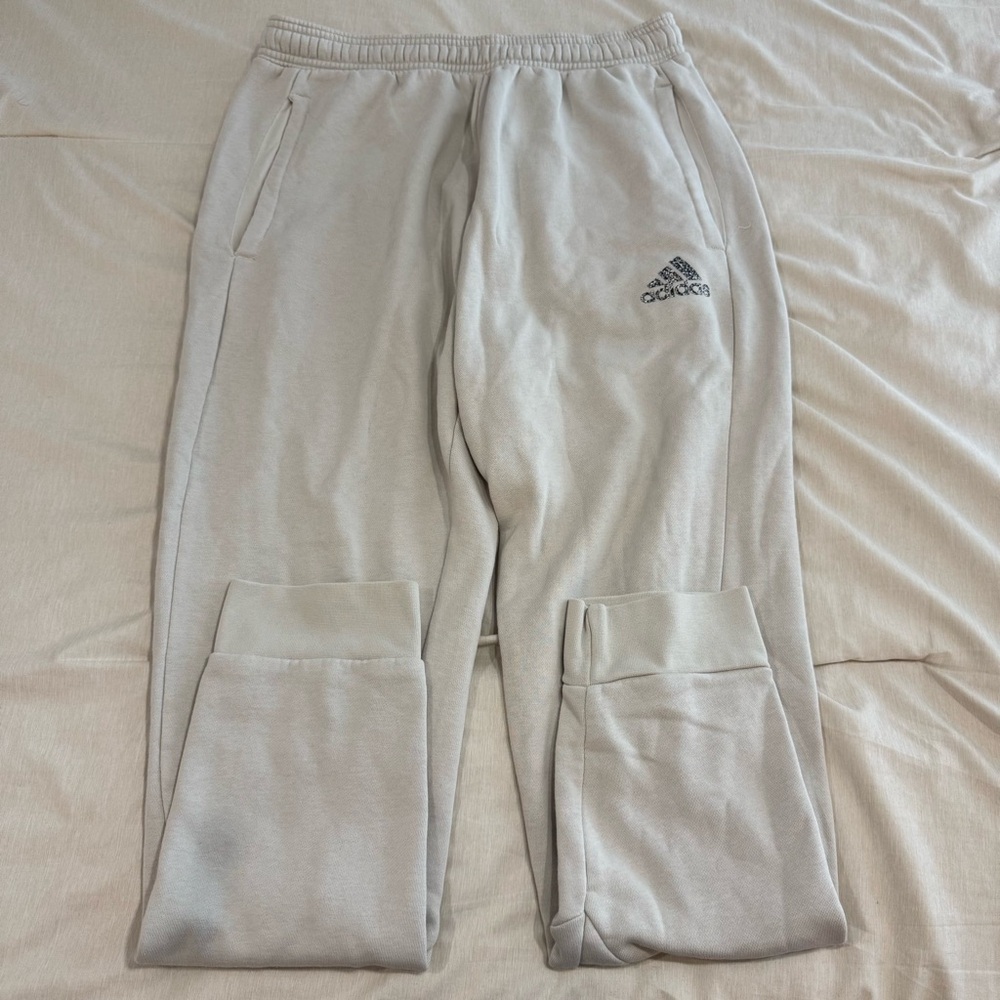 Adidas Stadium Fleece Joggers Badge of Sport Logo Beige Size M